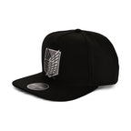 Productafbeelding Attack on Titan - Survey Corps Snapback Cap Zwart