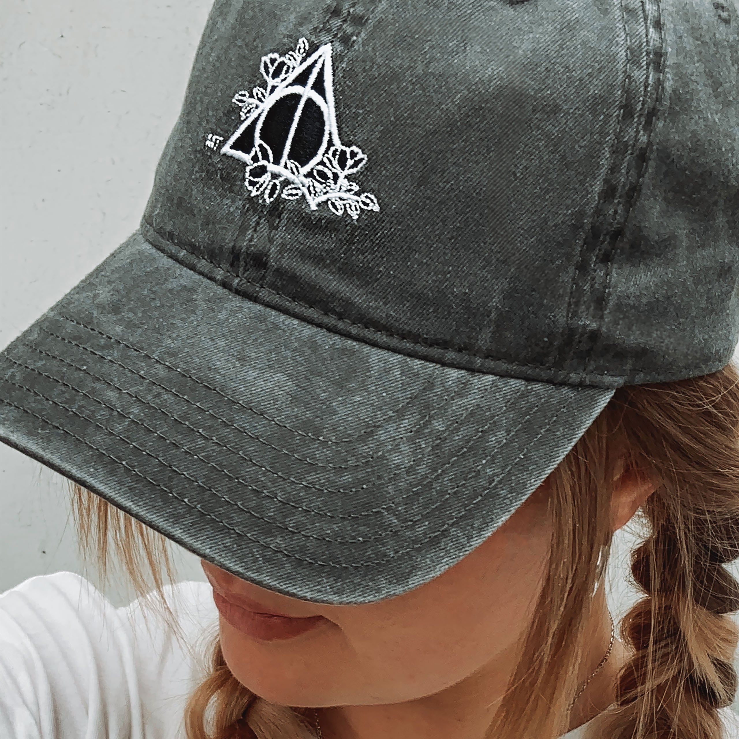 Productafbeelding Harry Potter - Deathly Hallows Baseballpet Grijs