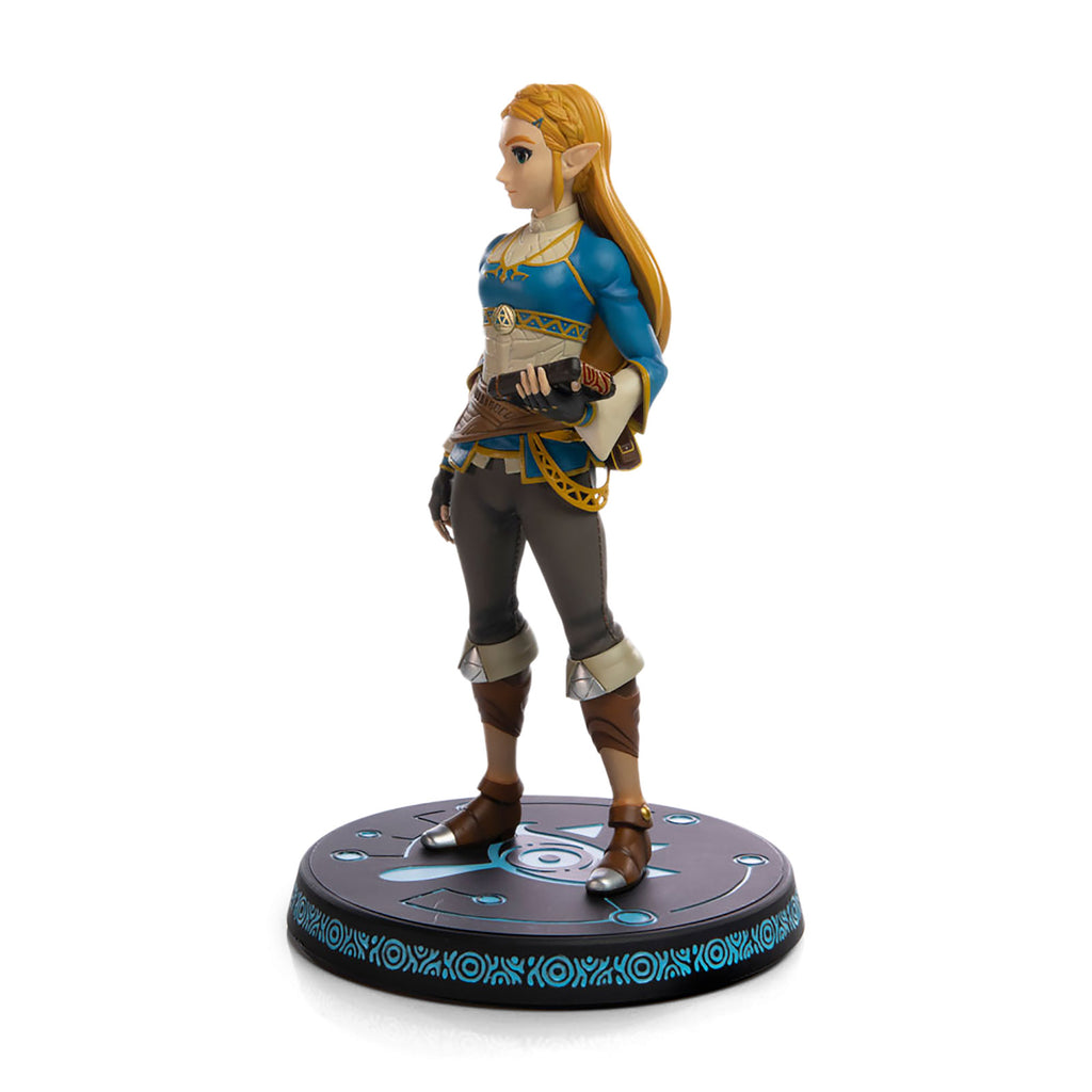 Product image The Legend of Zelda - Breath of the Wild statue with diorama