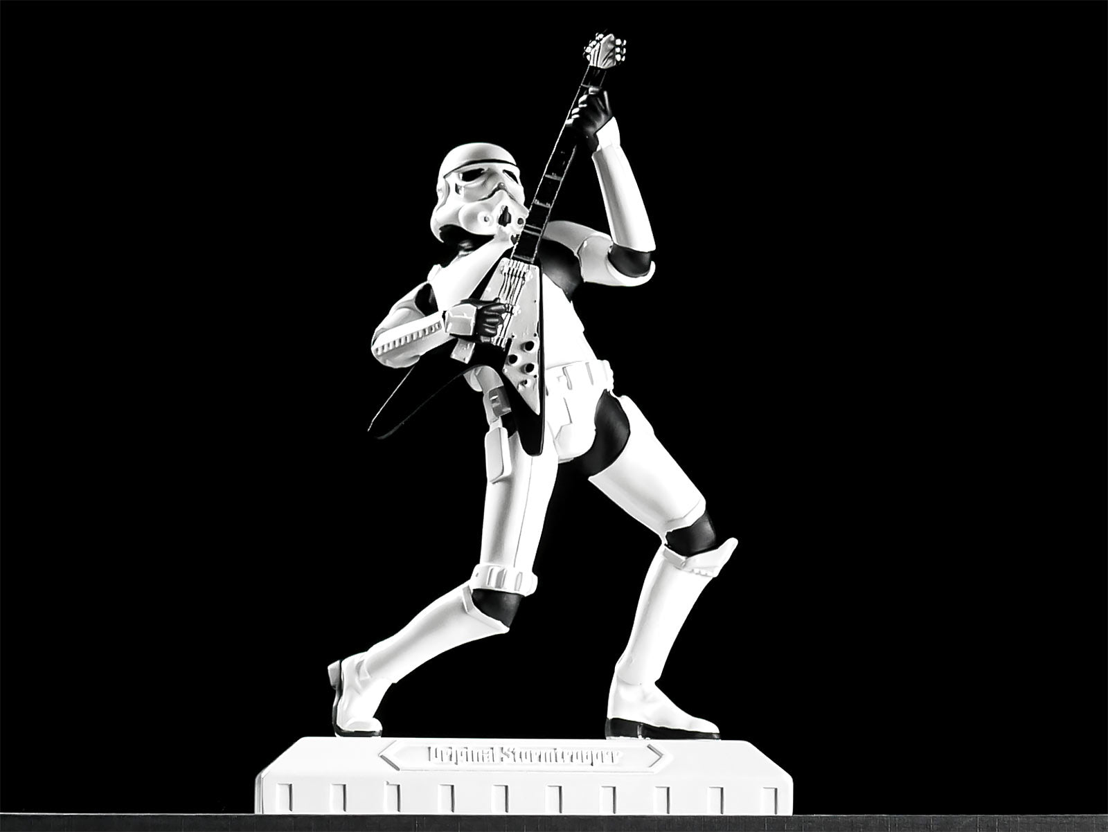 Productafbeelding Stormtrooper Rockstar Figuur - Star Wars