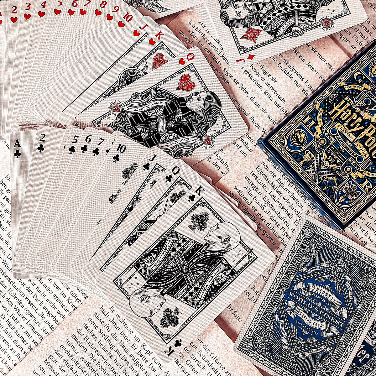 Productafbeelding Harry Potter - Ravenclaw Kaartspel Deluxe Edition