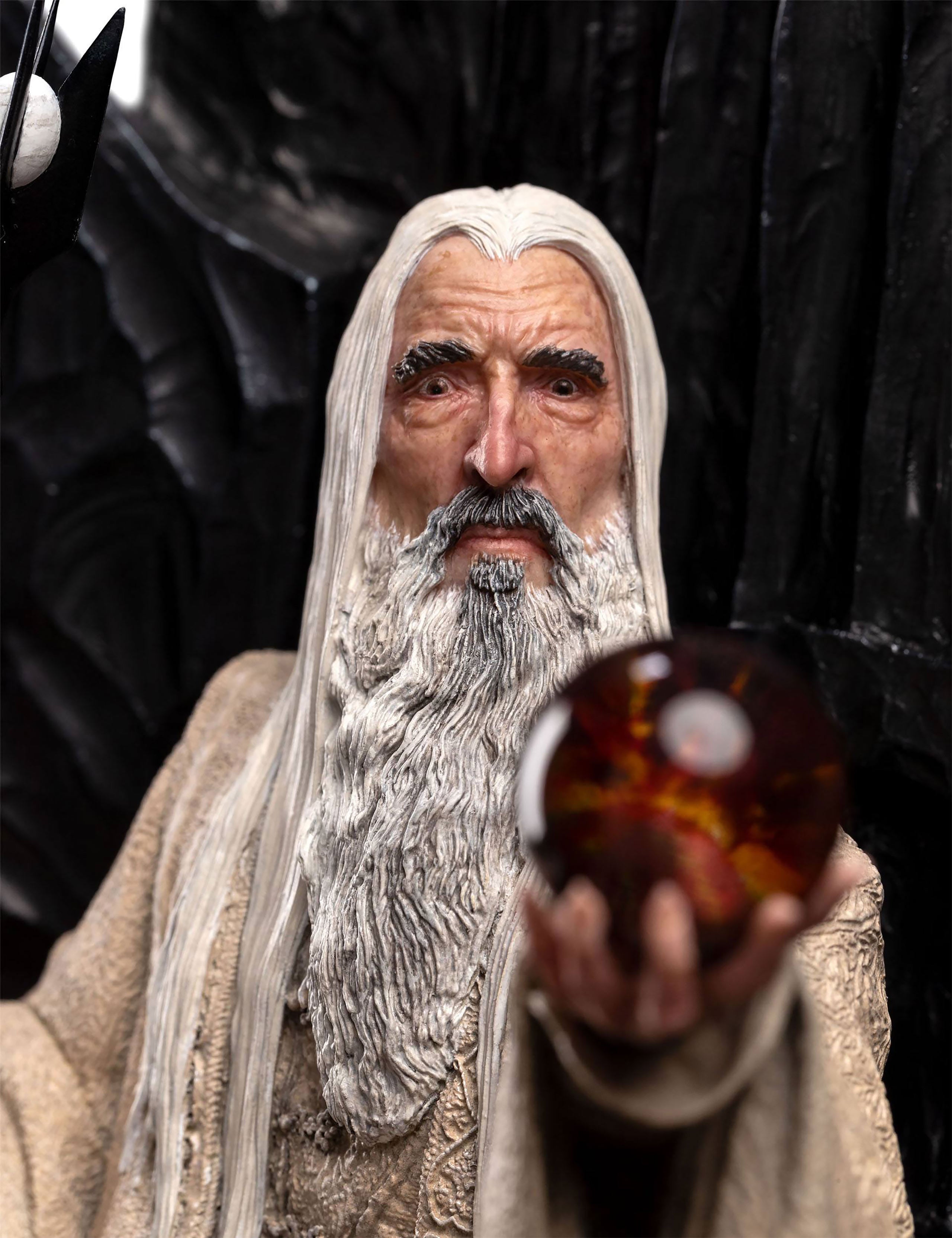 Productafbeelding Lord of the Rings - Saruman de Witte standbeeld deluxe 1:6