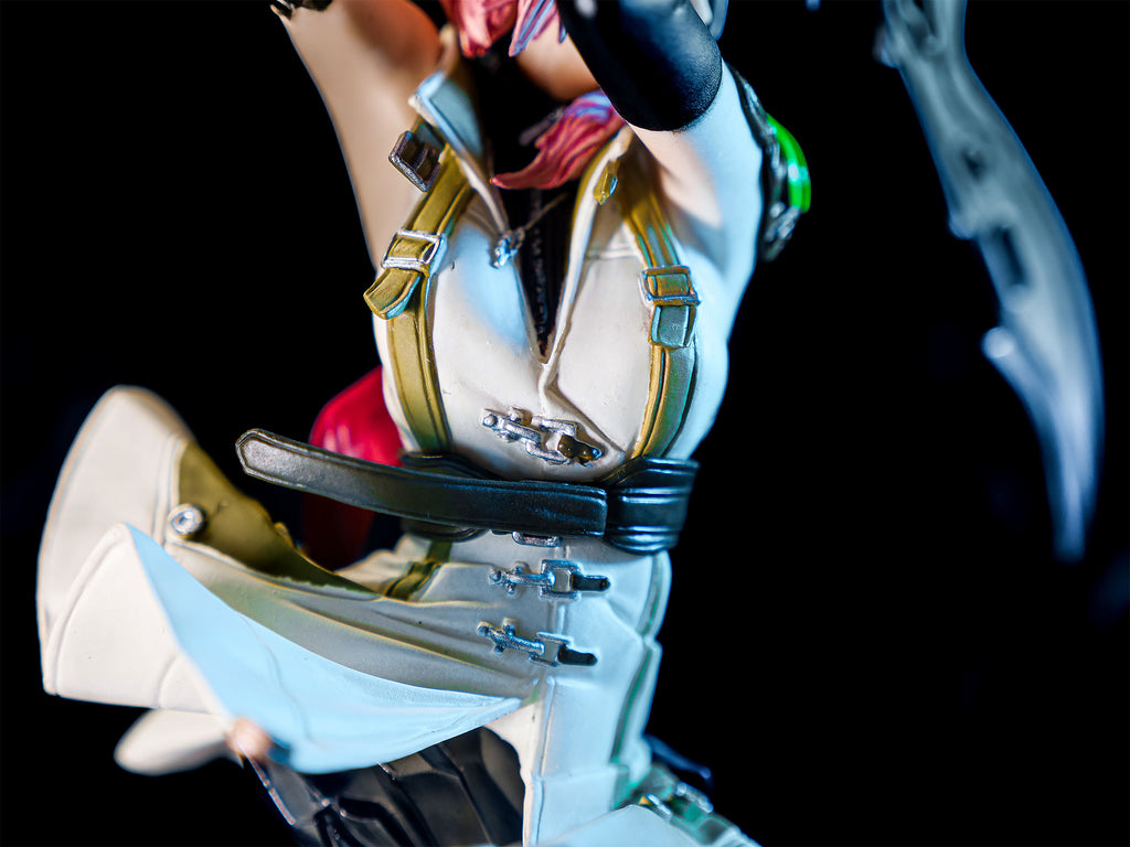 Productafbeelding Final Fantasy - Lightning Figuur 17 cm
