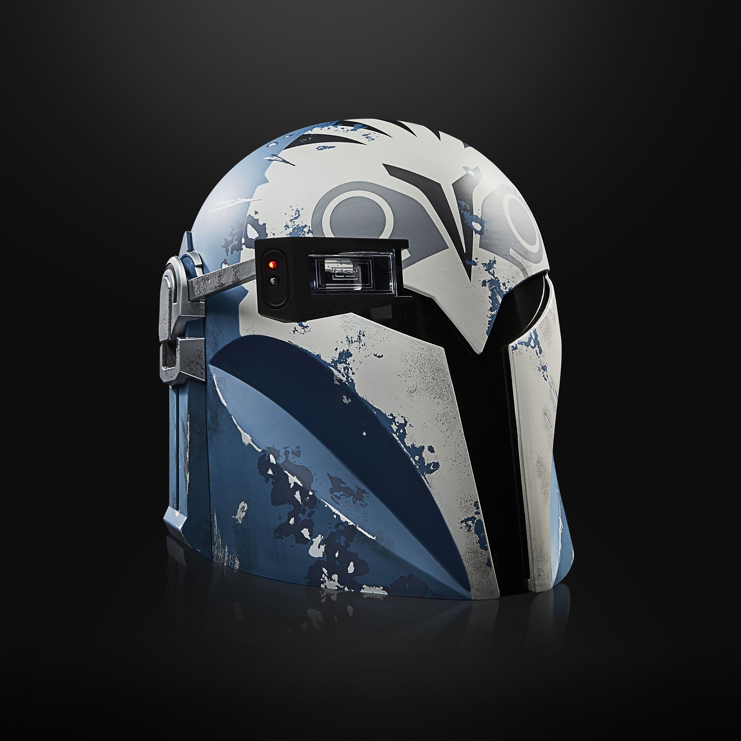 Product image Bo-Katan Premium Helmet Replica Re-Armored with Light Effects - Star Wars The Mandalorian