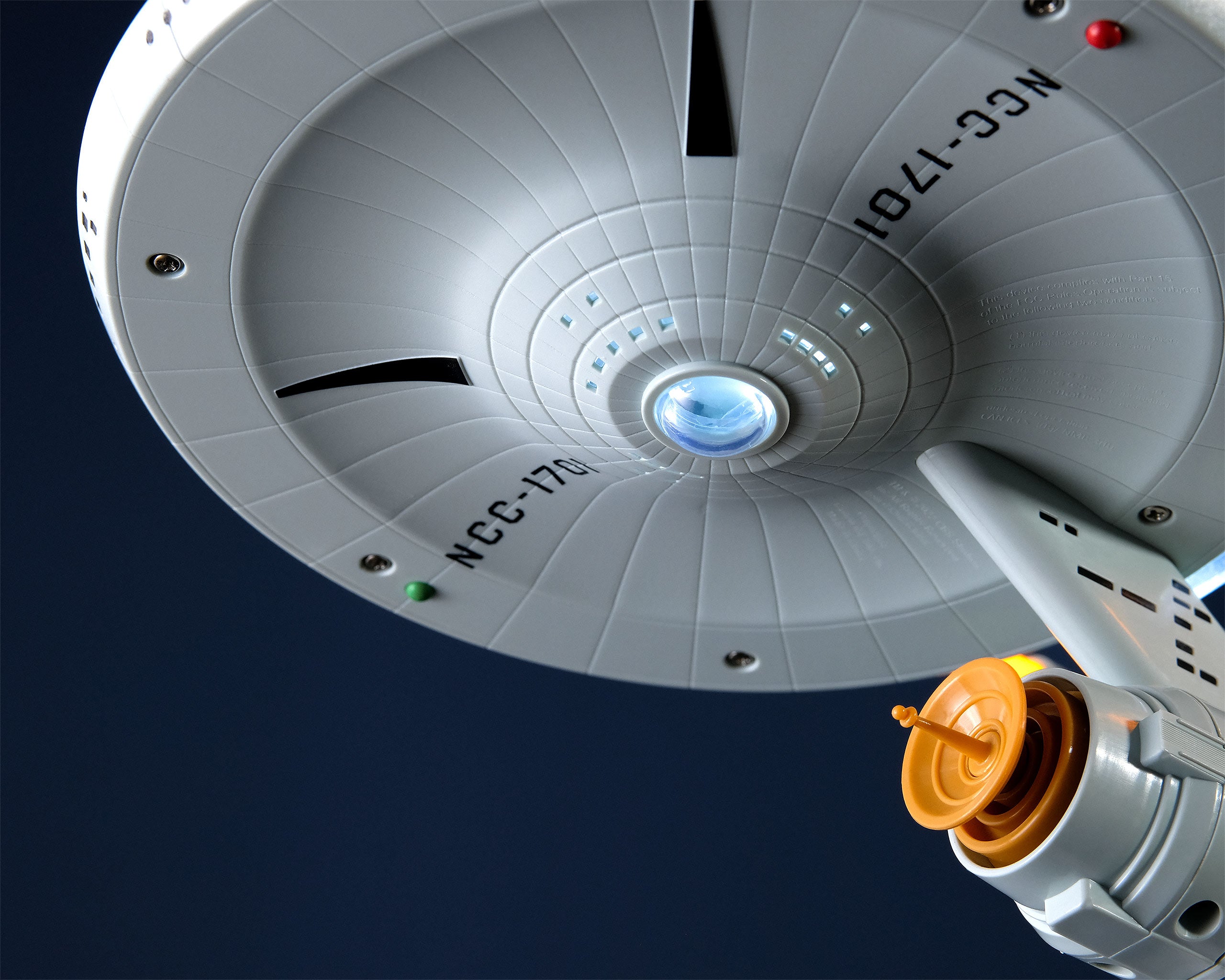 Productafbeelding Star Trek - Enterprise NCC-1701 Replica met Licht en Geluid