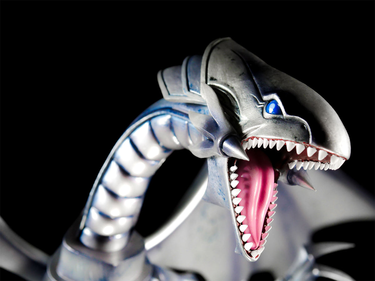 Productafbeelding Yu-Gi-Oh! - Blauwogige Witte Draak Standbeeld