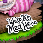 Productafbeelding Cheshire Cat helemaal gek hier Diorama figuur - Alice in Wonderland