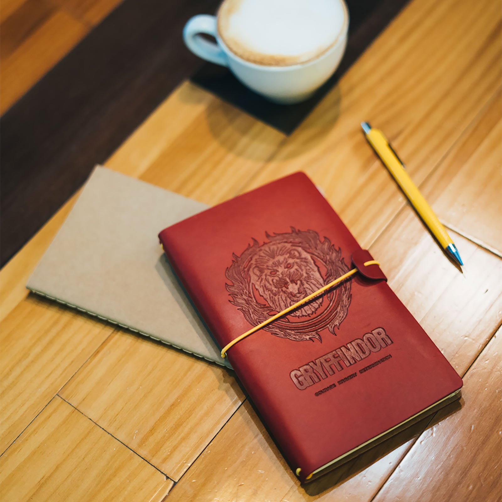 Productafbeelding Harry Potter - Gryffindor Notitieboek Rood