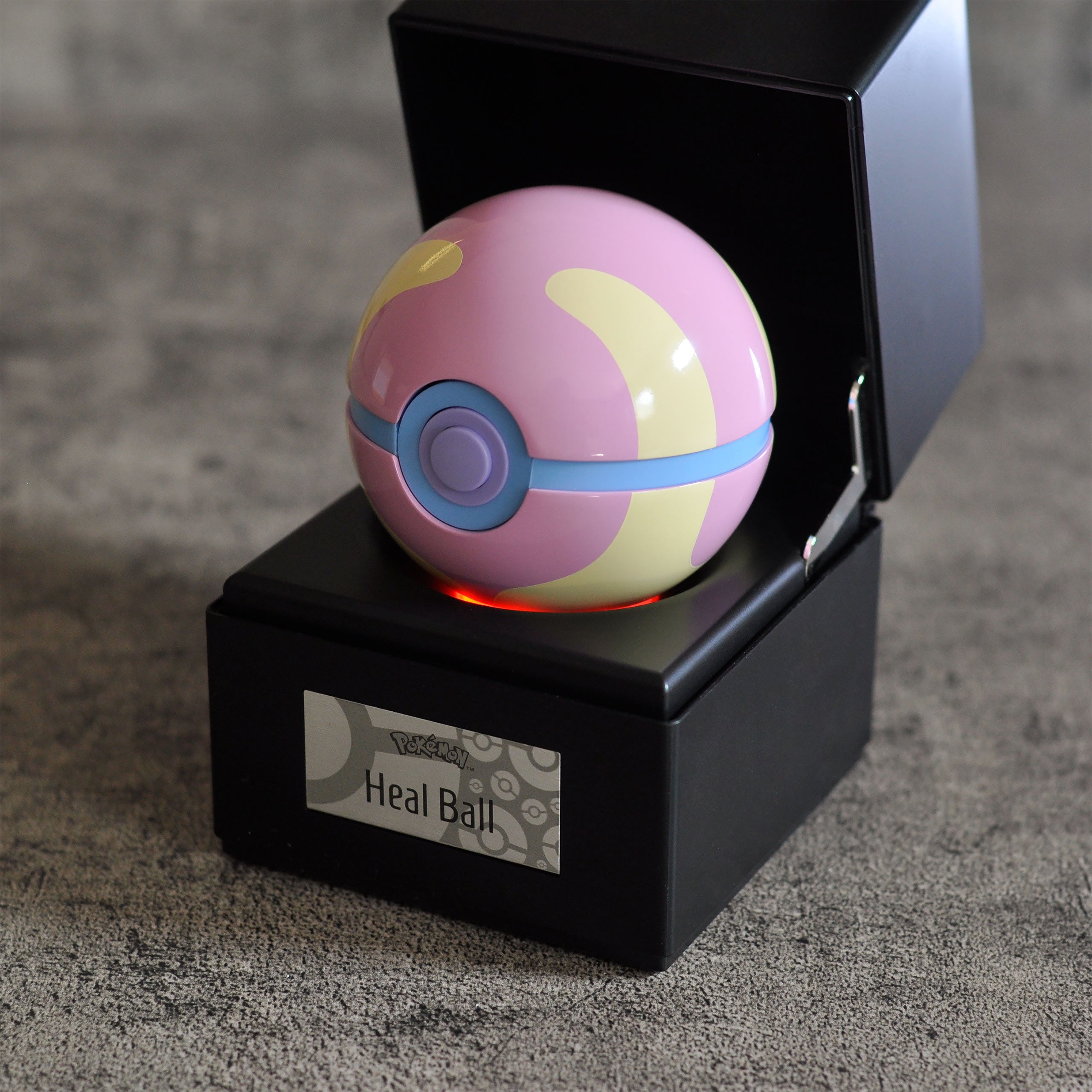 Productafbeelding Pokemon - Heal Ball Replica met Licht
