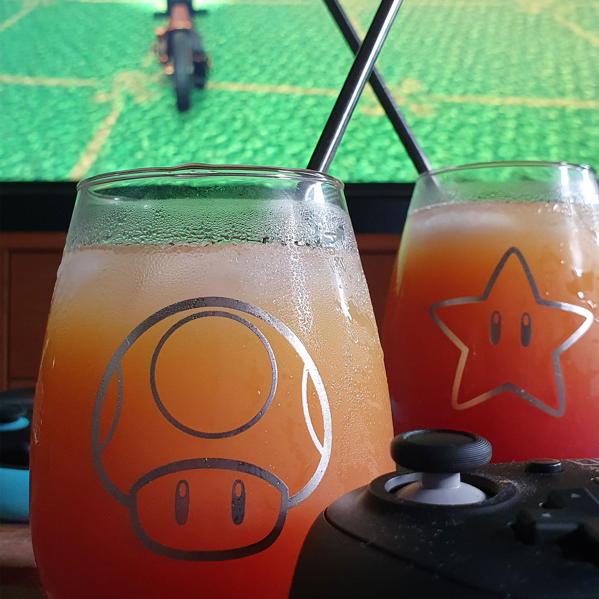 Productafbeelding Super Mario - Ster & Super Paddenstoel Glazen Set van 2