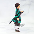 Productafbeelding Demon Slayer - Tanjiro Figuur 24 cm