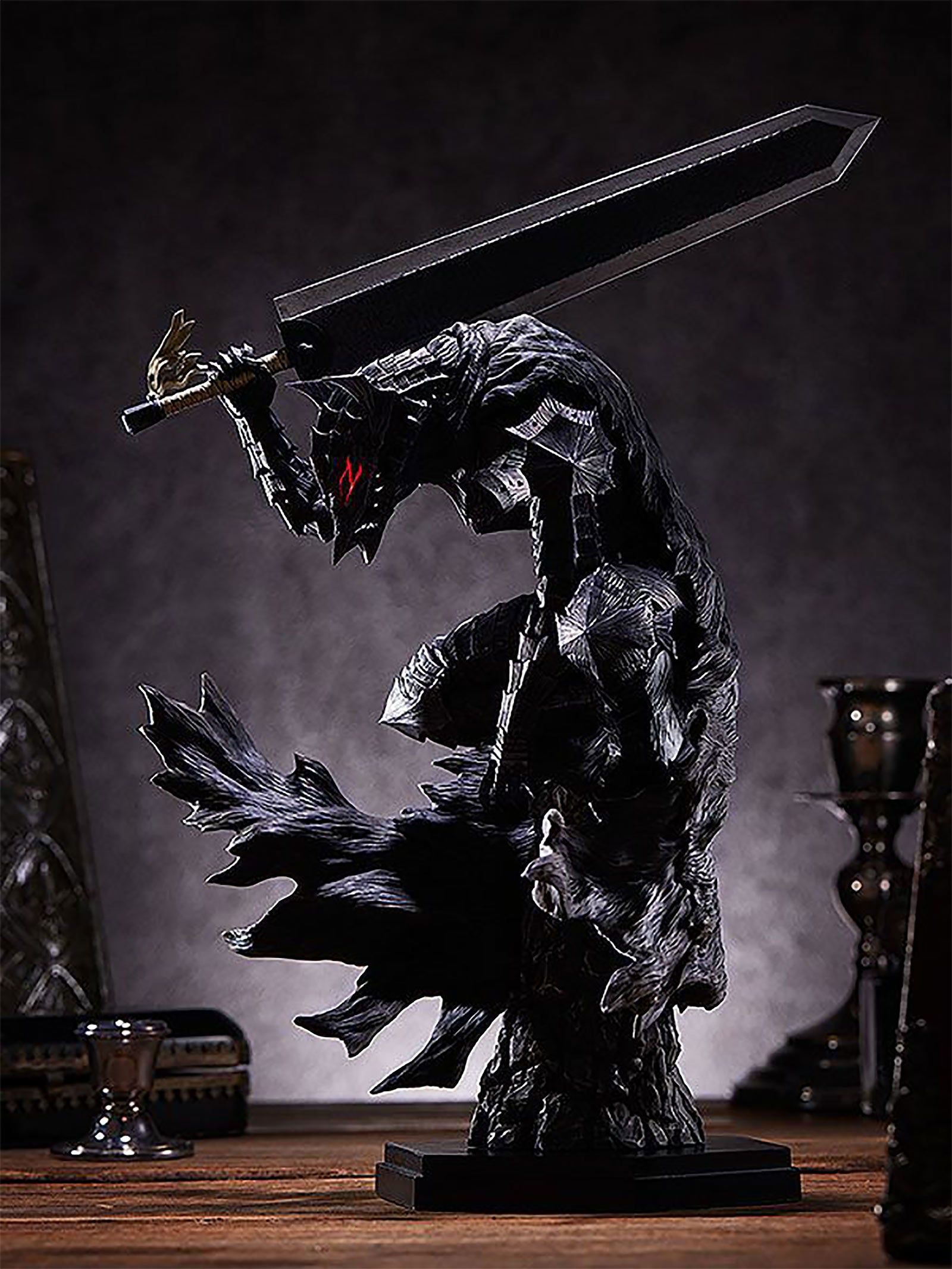Productafbeelding Berserk - Guts Berserker Armor Standbeeld