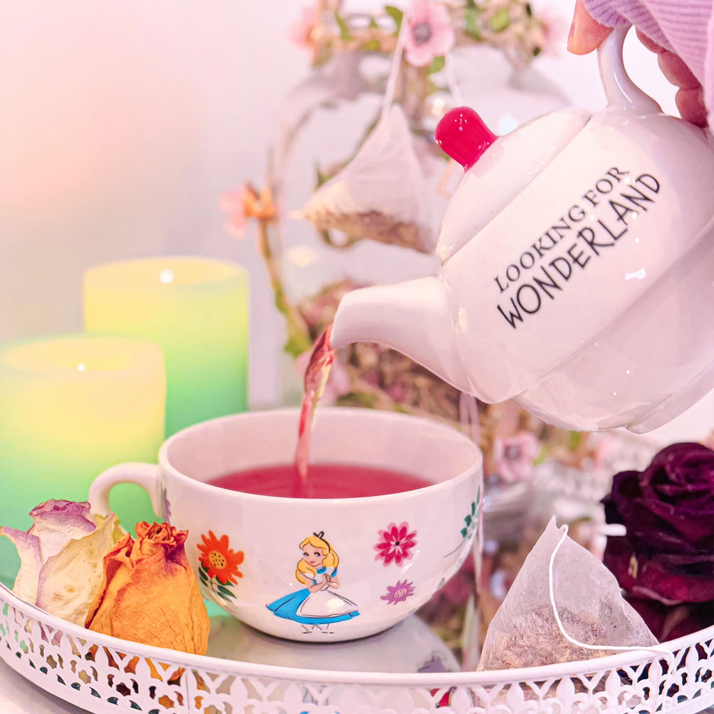 Productafbeelding Alice in Wonderland - Looking For Wonderland Theepot met Beker