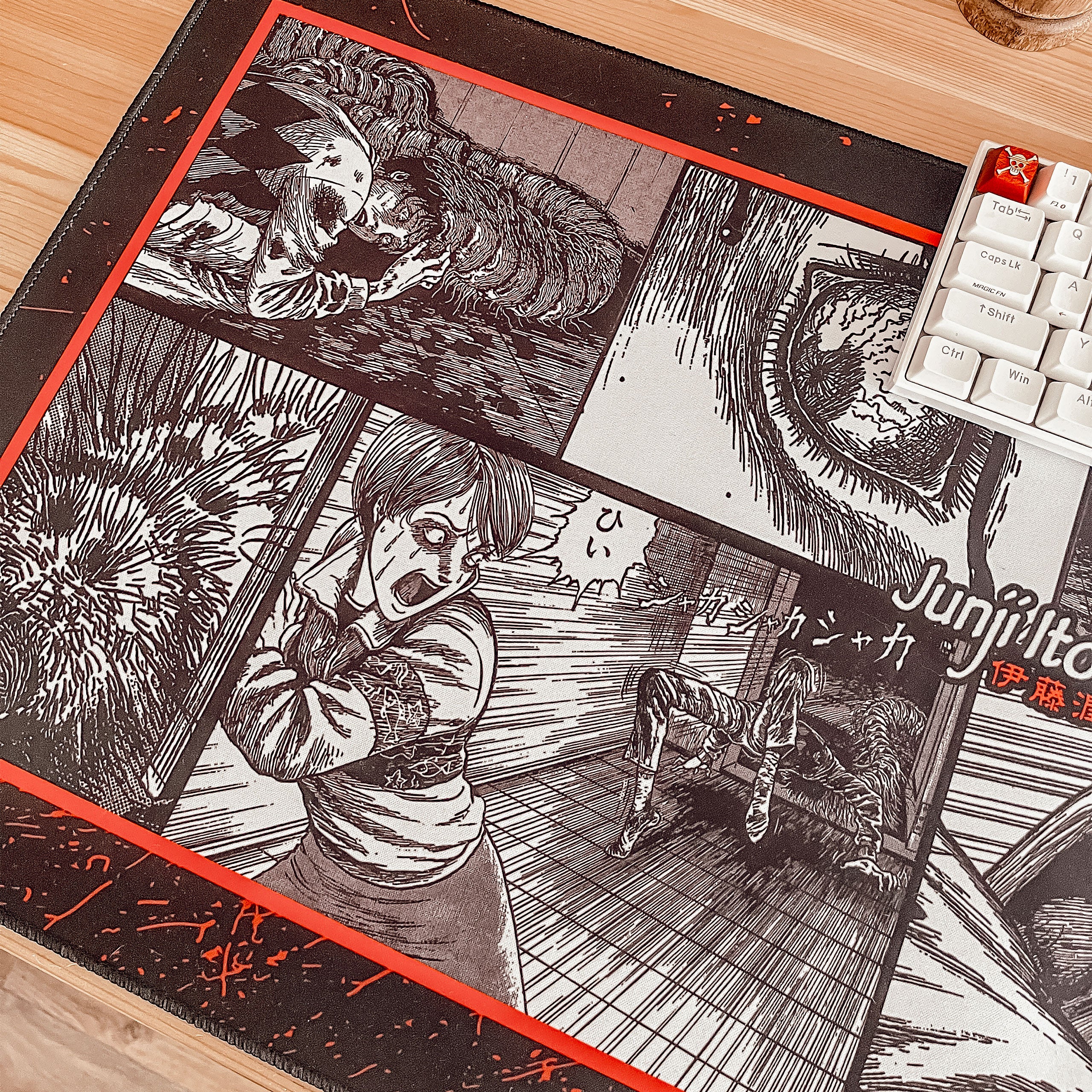 Productafbeelding Junji Ito - Honored Ancestor XXL muismat