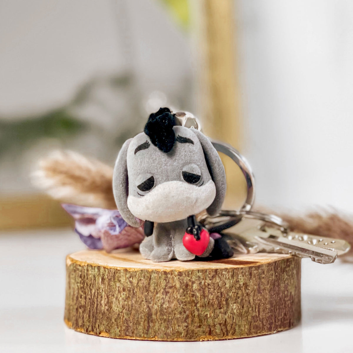 Productafbeelding Winnie de Poeh - Iejoor met Hart Funko Pop Sleutelhanger