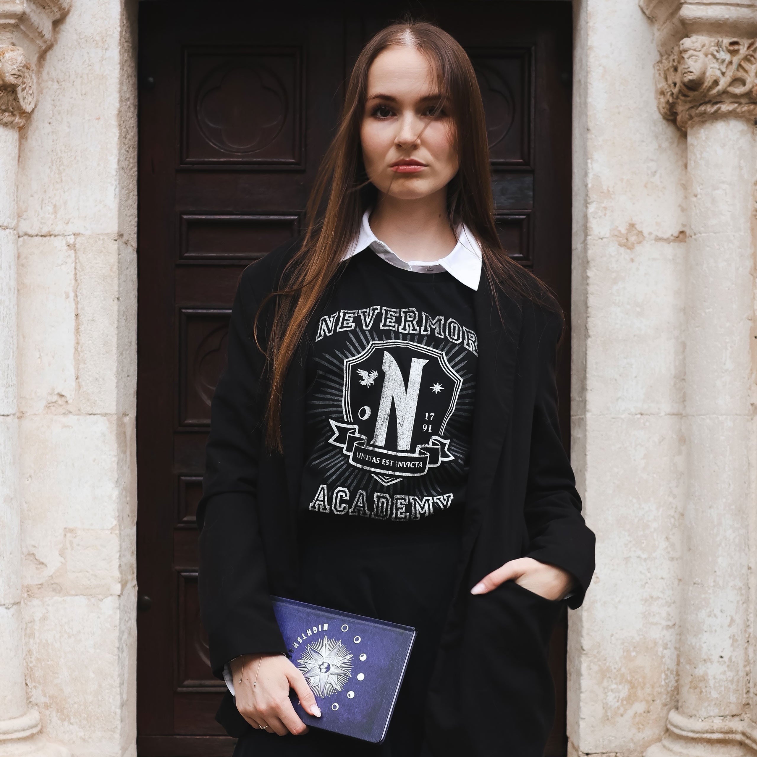 Productafbeelding Wednesday - Nevermore Academy T-shirt zwart