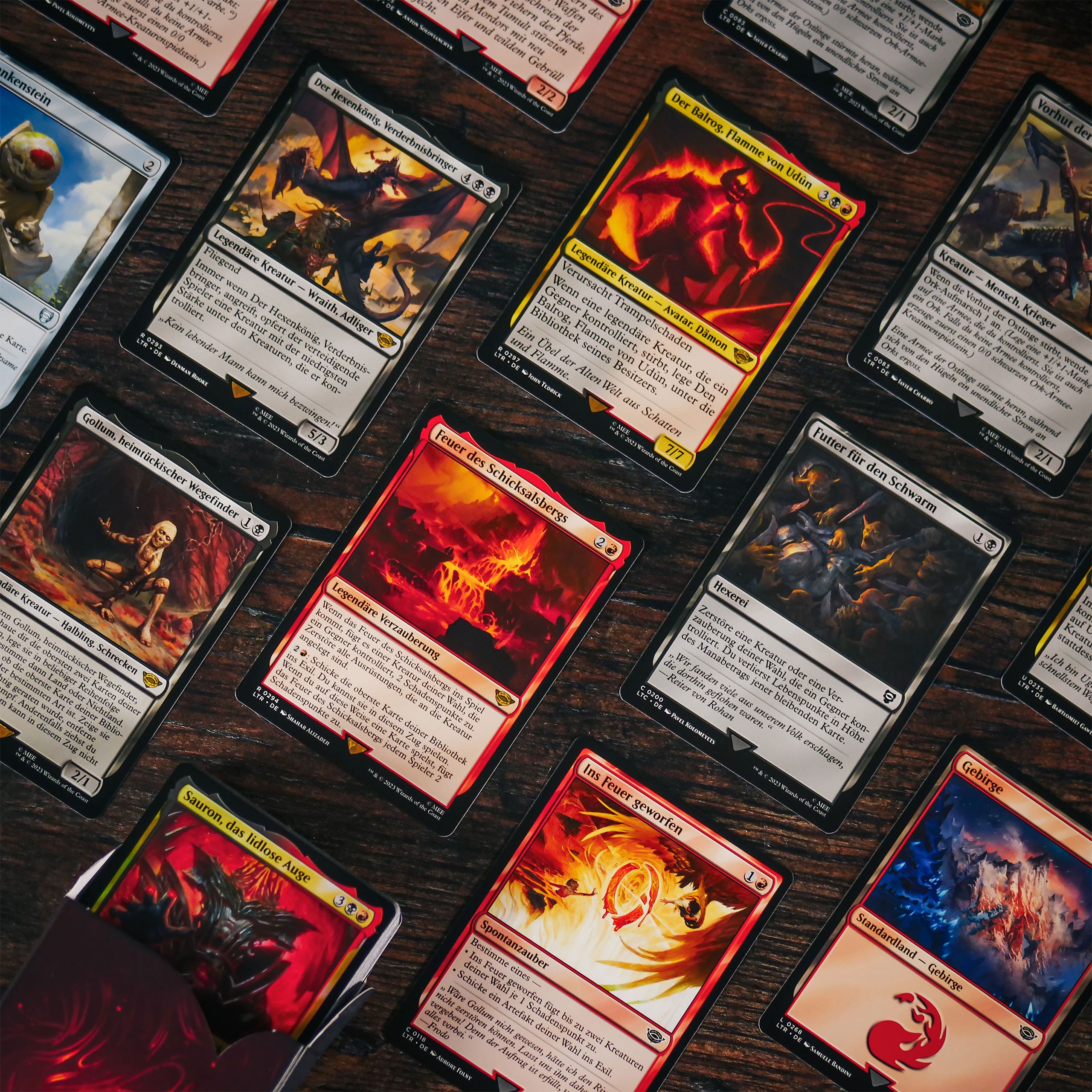 Product image The Lord of the Rings Middle Earth The Hordes of Mordor Commander Deck - Magic The Gathering