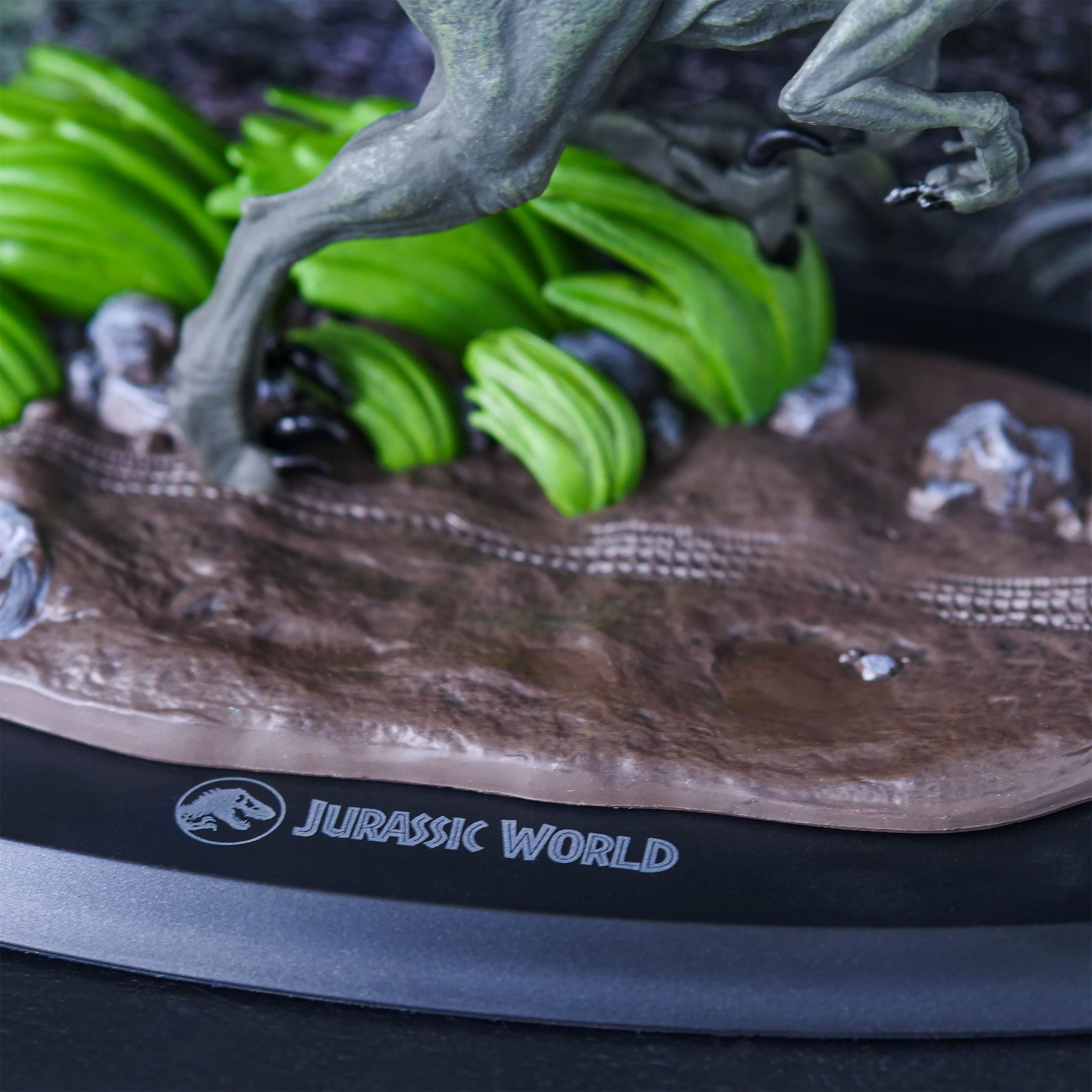 Productafbeelding Jurassic Park - Blauwe Velociraptor Diorama Figuur