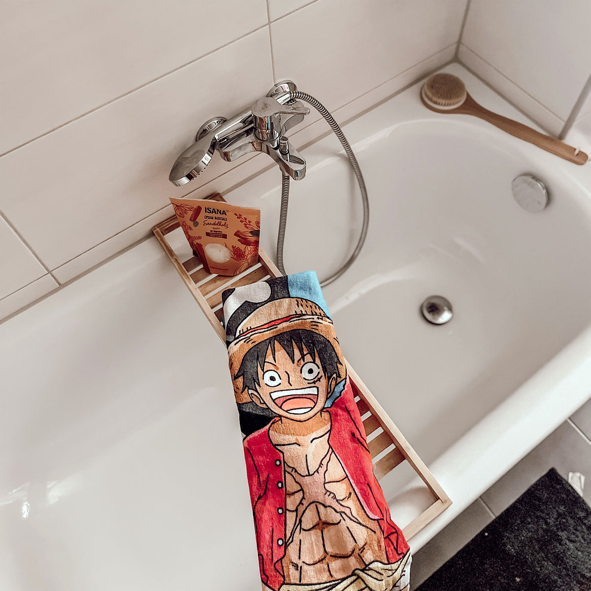 Productafbeelding One Piece - Luffy & Thousand Sunny Strandlaken