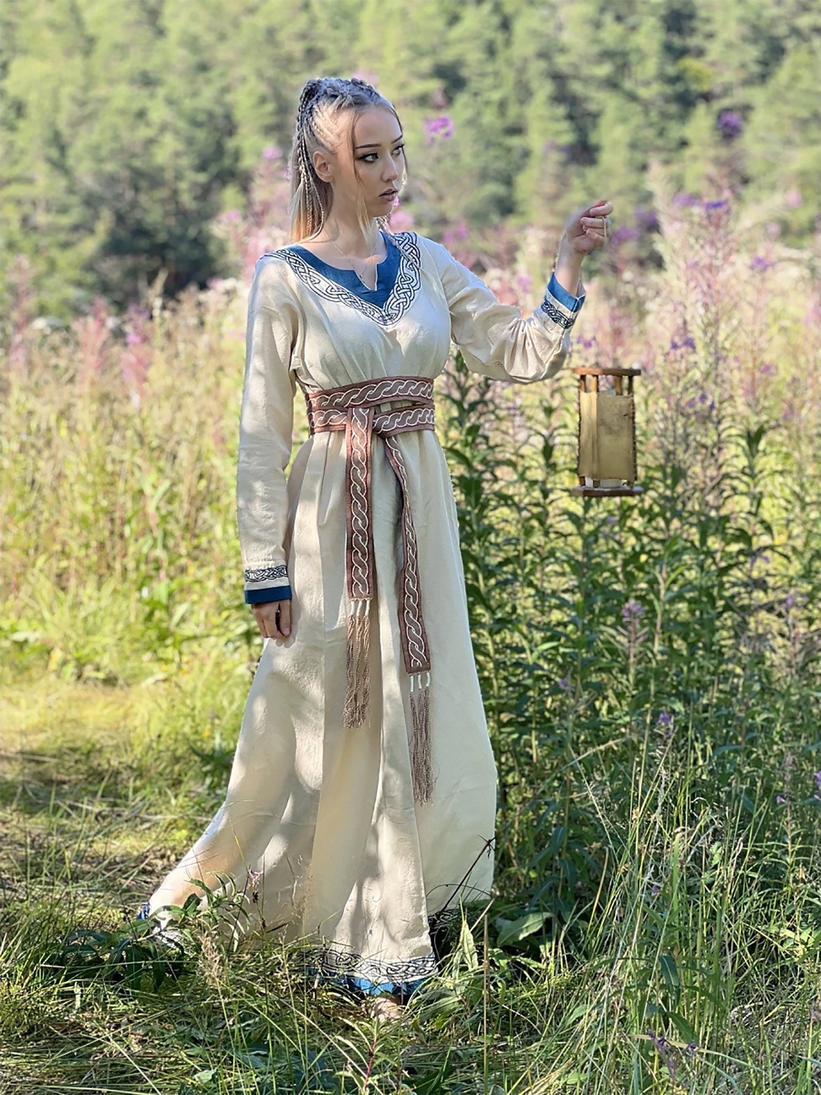 Productafbeelding Viking Jurk Lagertha Beige-Blauw