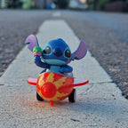 Productafbeelding Lilo & Stitch - Mysterie Terugtrek Auto met Stitch Figuur