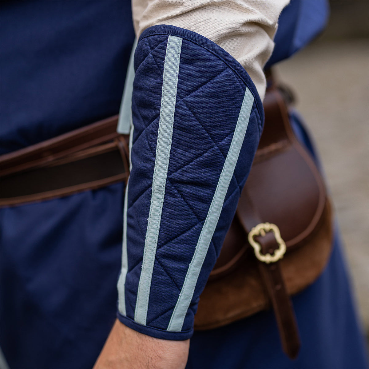 Productafbeelding Dungeons & Dragons - Cleric Armschienen Blauw