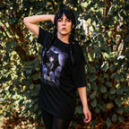 Productafbeelding Wednesday - Teaser Poster Oversize T-shirt zwart