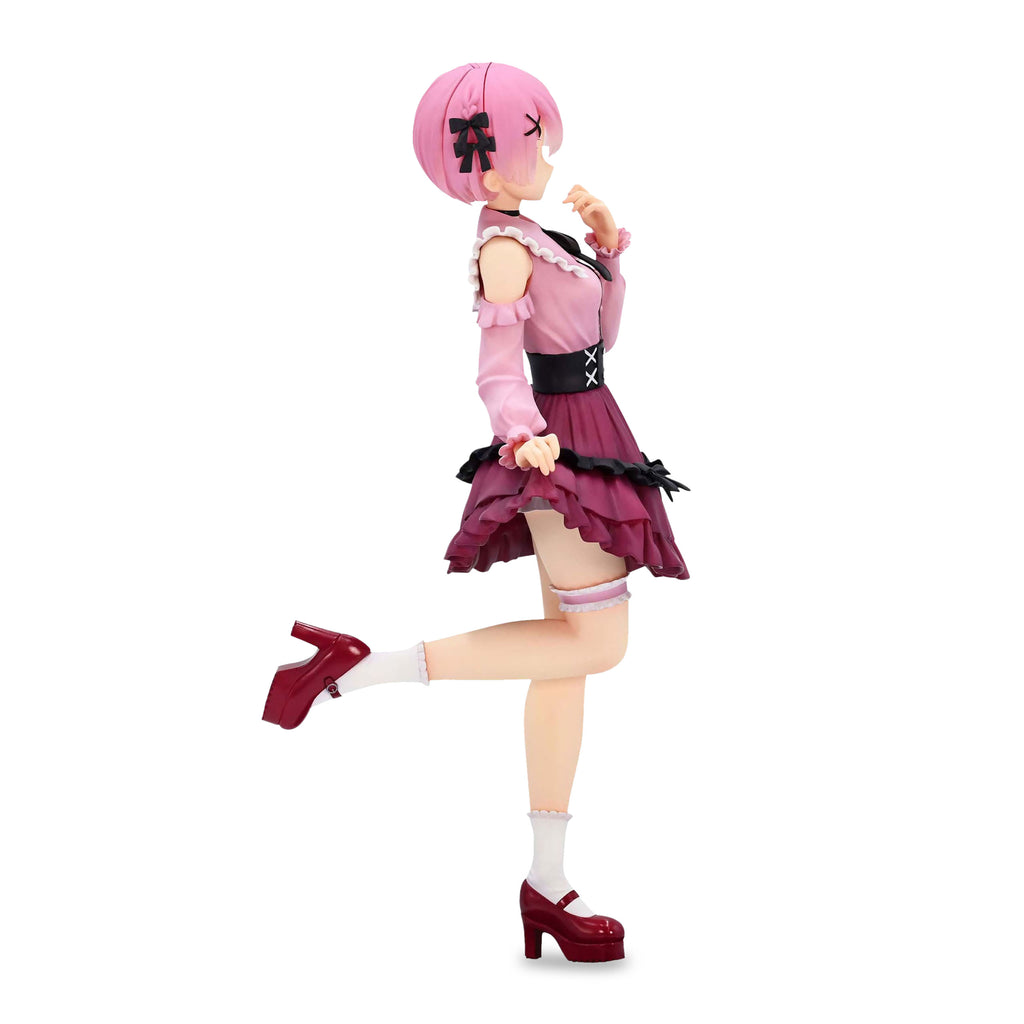 Productafbeelding Re:Zero - Ram Girly Outfit Pink Figuur