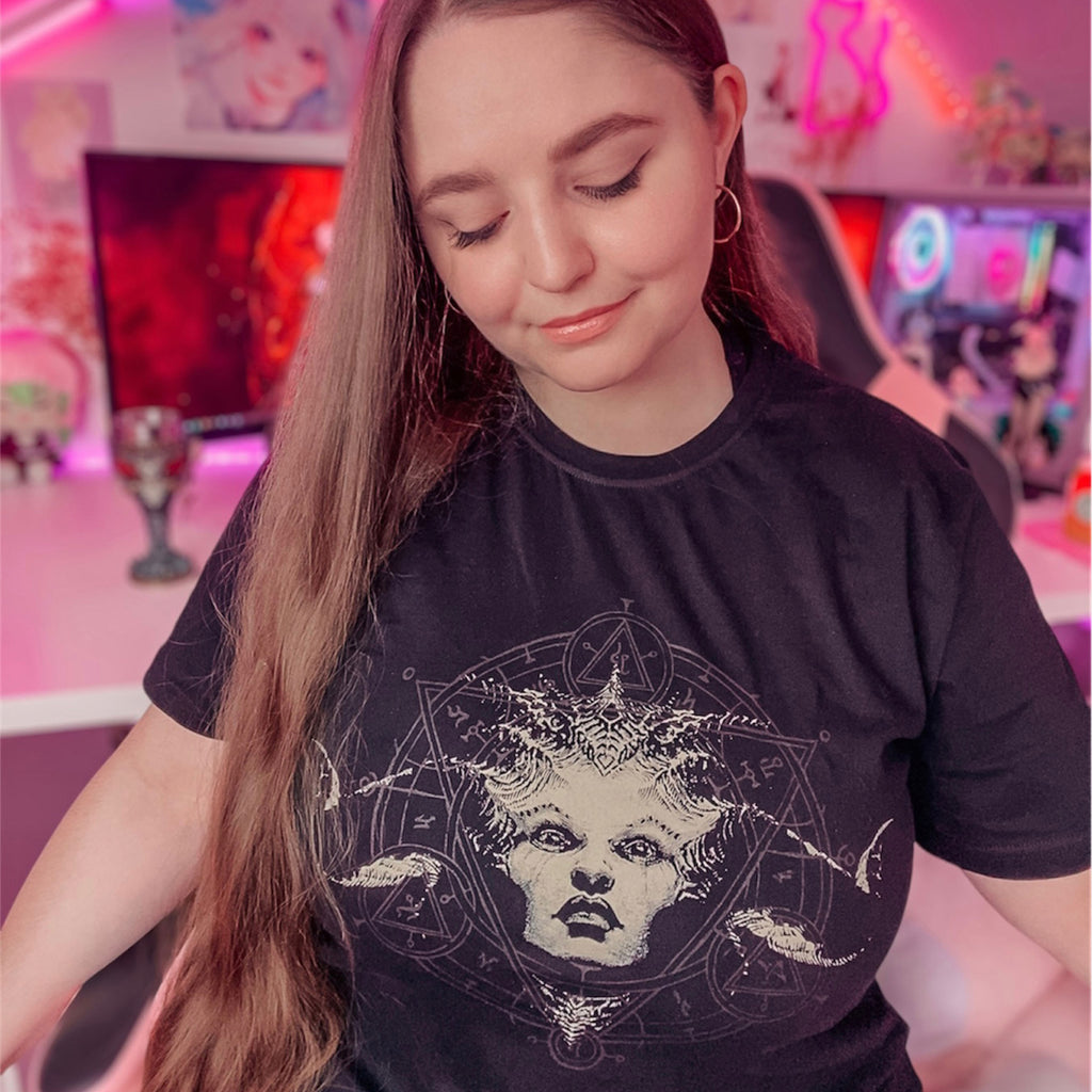Productafbeelding Diablo IV - Queen of the Damned T-Shirt Zwart