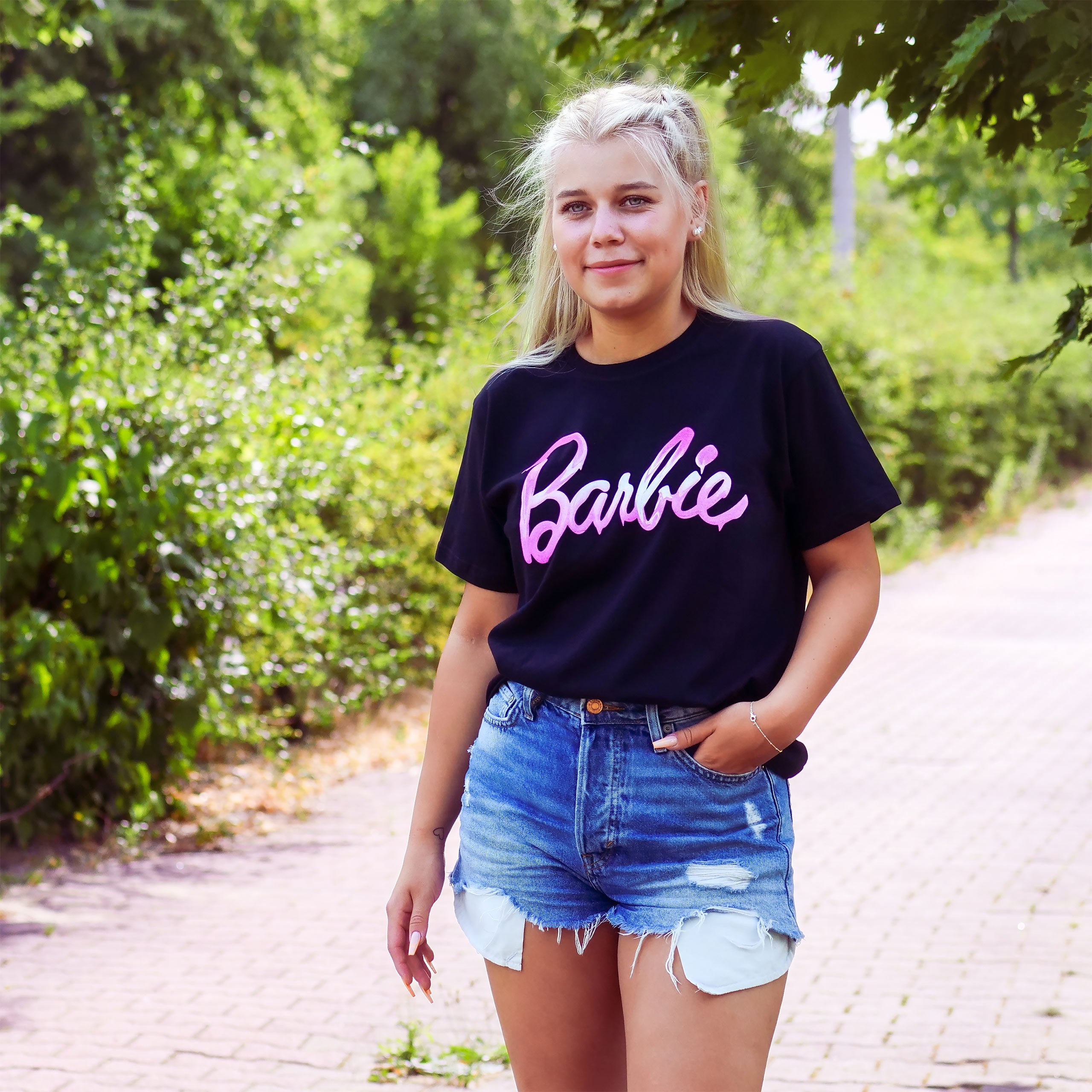 Productafbeelding Barbie - Gesmolten Logo T-Shirt zwart