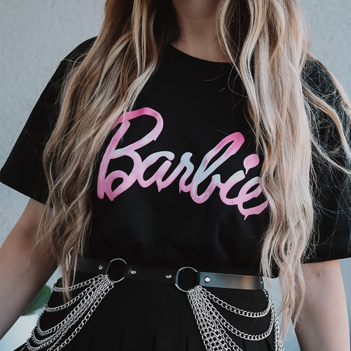 Productafbeelding Barbie - Gesmolten Logo T-Shirt zwart
