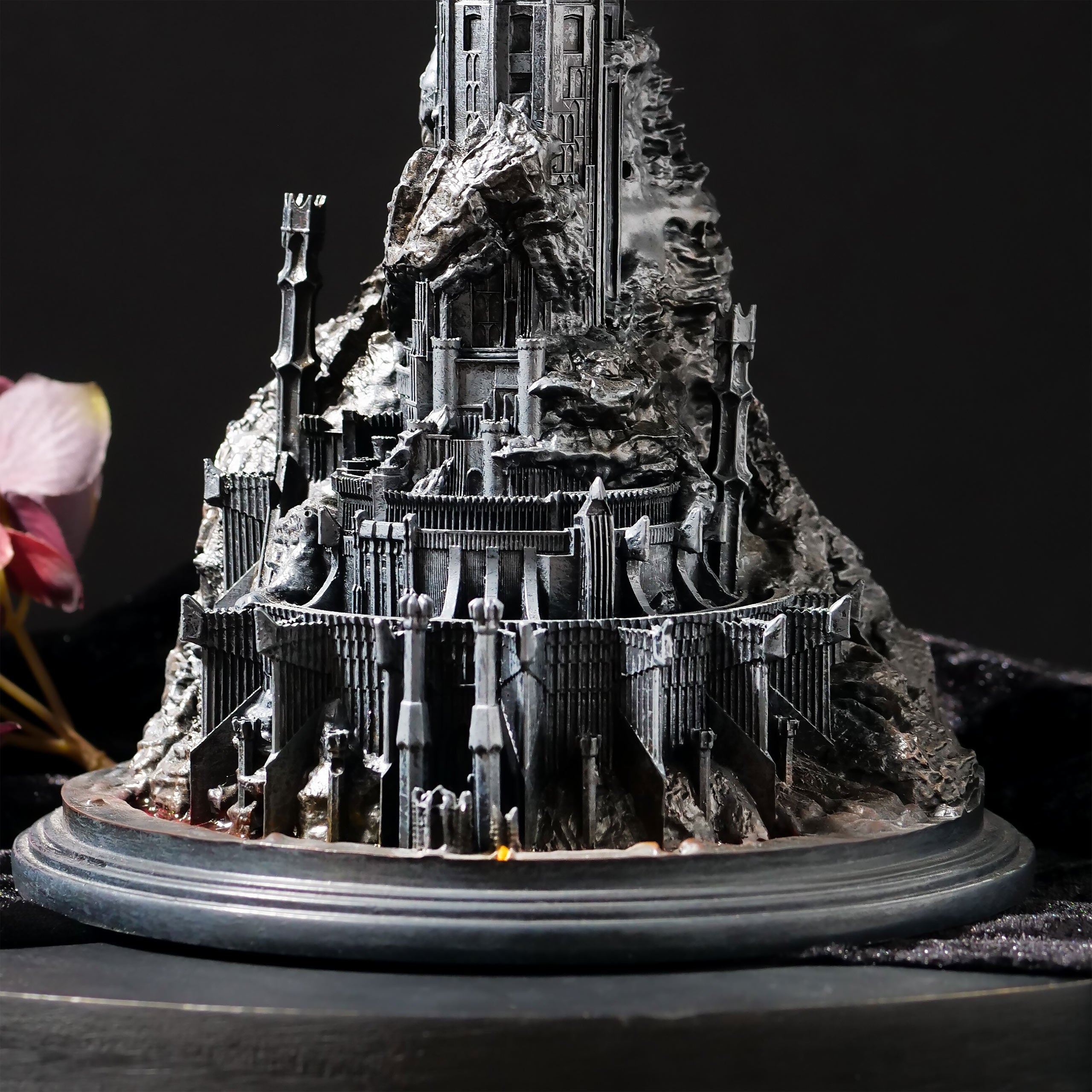 Productafbeelding Barad-dûr Backflow Wierookwaterval Miniatuur Replica - The Lord of the Rings