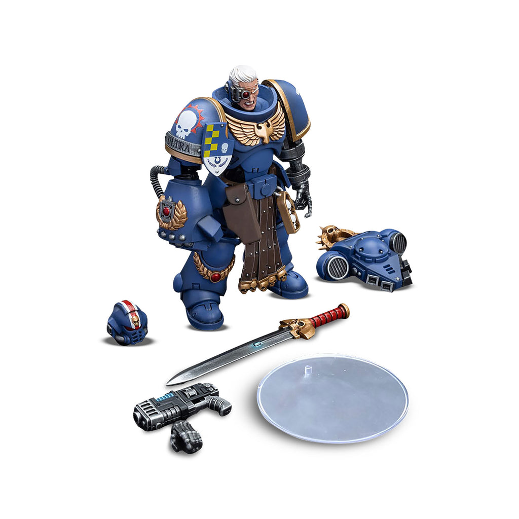 Productafbeelding Warhammer 40k - Ultramarines Luitenant met Power Vuist Actie Figuur