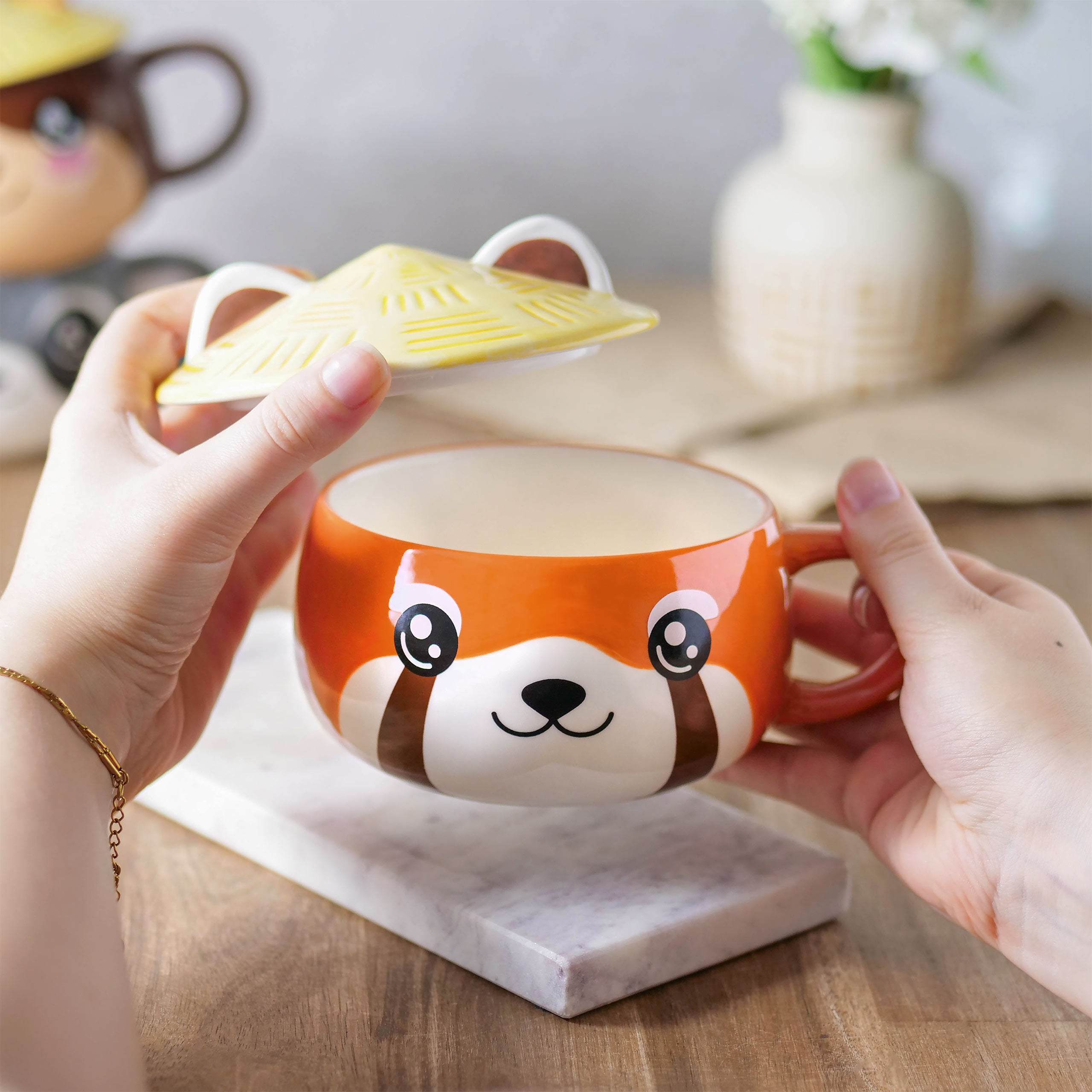Productafbeelding Rode Panda Kawaii Mok met Deksel voor Anime Fans