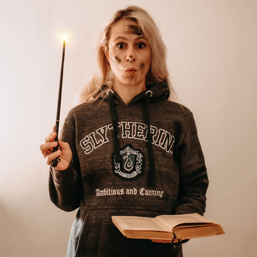Productafbeelding Harry Potter - Slytherin Wapen Premium Hoodie grijs