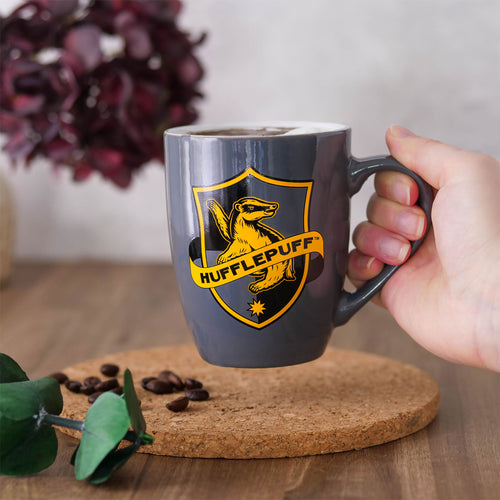 Productafbeelding Huffelpuf Logo Mok grijs - Harry Potter