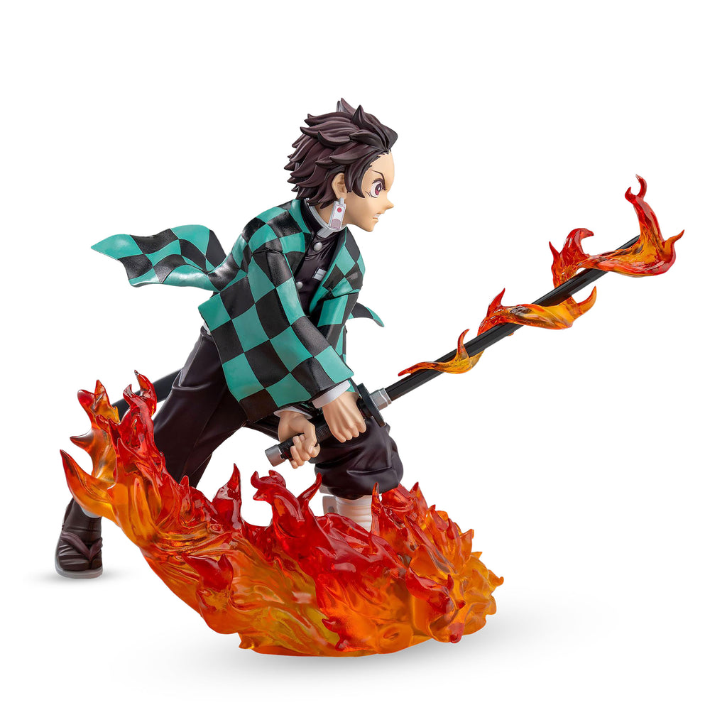 Productafbeelding Demon Slayer - Tanjiro Kamado Figuur 17cm