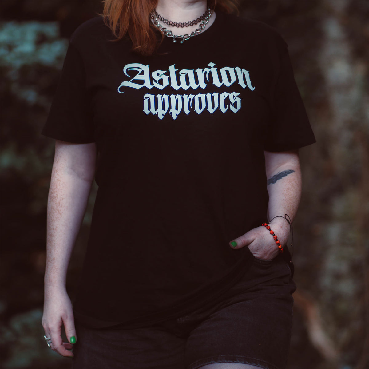 Productafbeelding Astarion Approves T-Shirt voor Baldur's Gate Fans