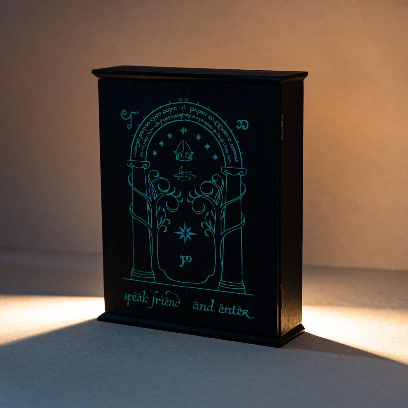 Productafbeelding In de Ban van de Ring - De Deuren van Durin Sleutelkast met Glow in the Dark Effect