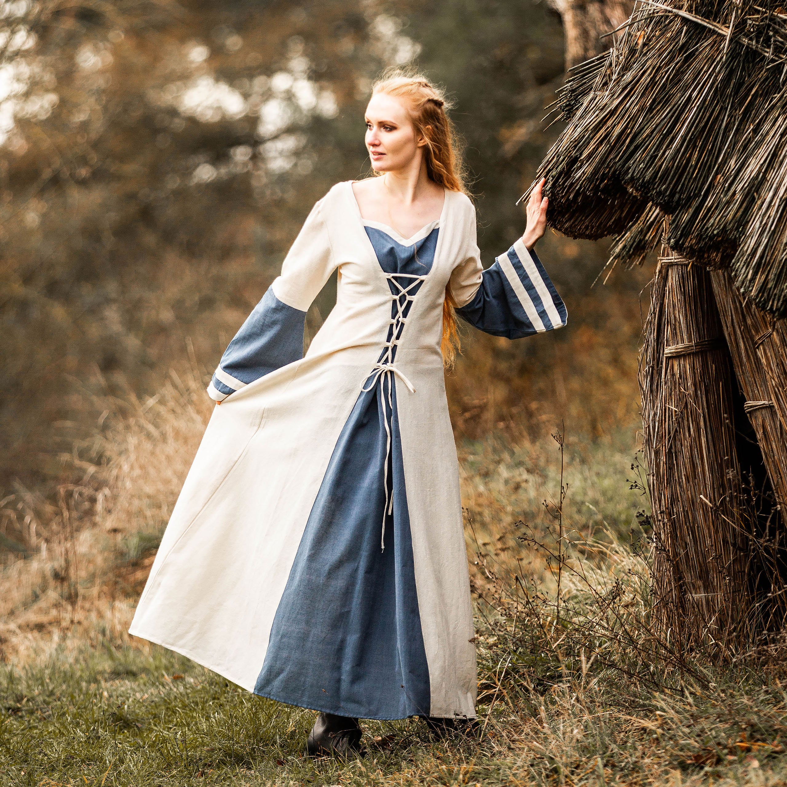 Productafbeelding Middeleeuwse jurk met trompetmouwen blauw-natuur