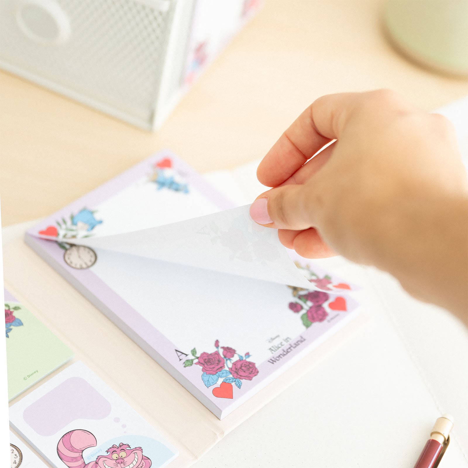 Productafbeelding Alice in Wonderland - Sticky Notes Boek