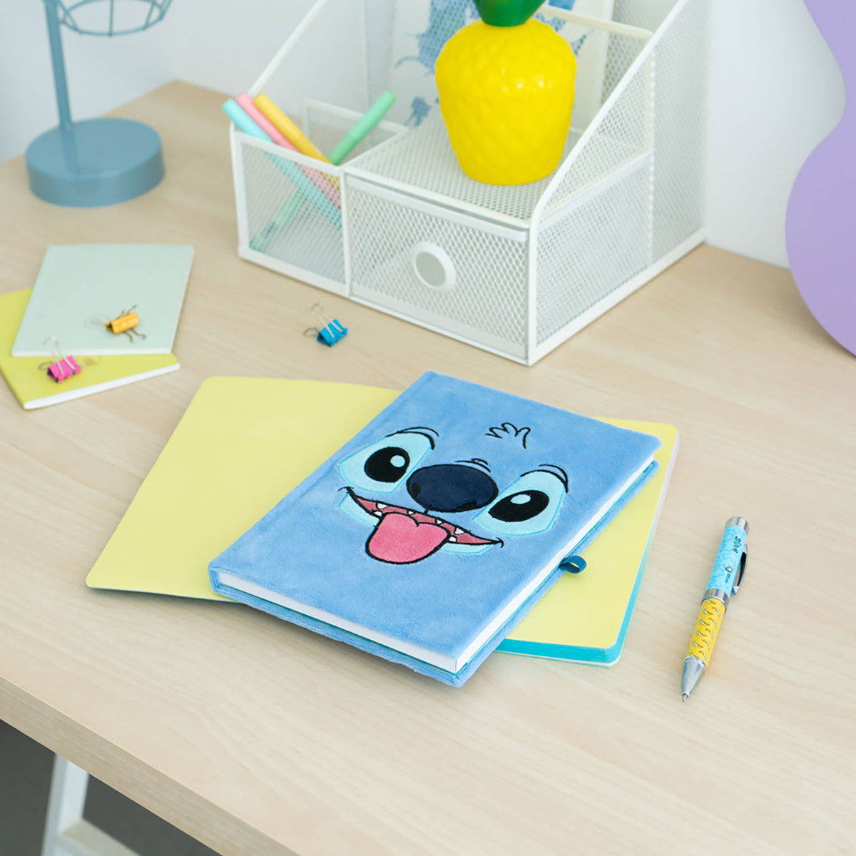 Productafbeelding Stitch Pluche Notitieboek met Projector Pen - Lilo & Stitch