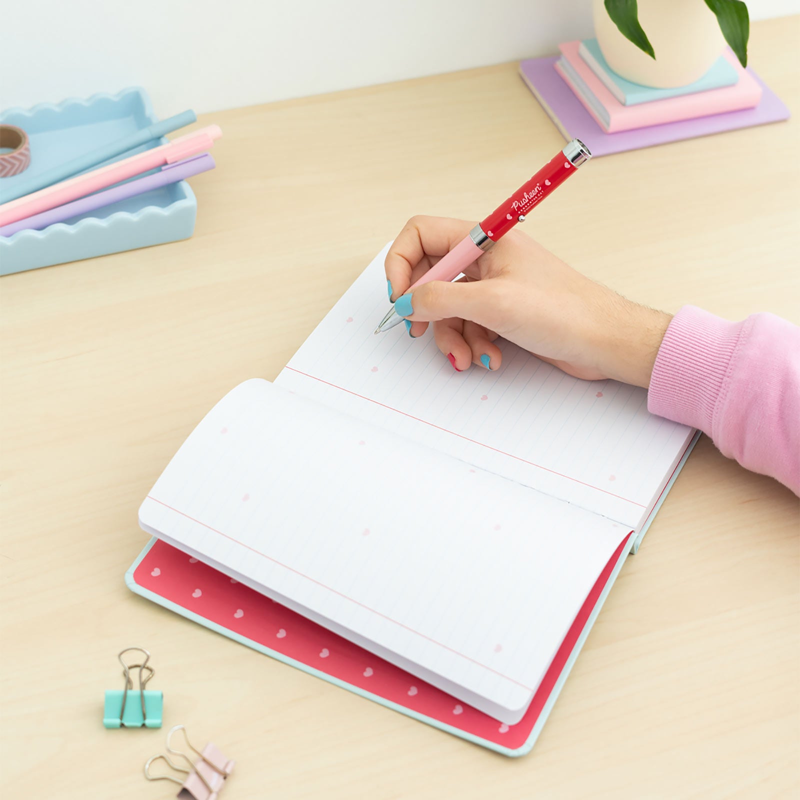 Productafbeelding Pusheen - Purrfect Love Notitieboek met Projector Pen