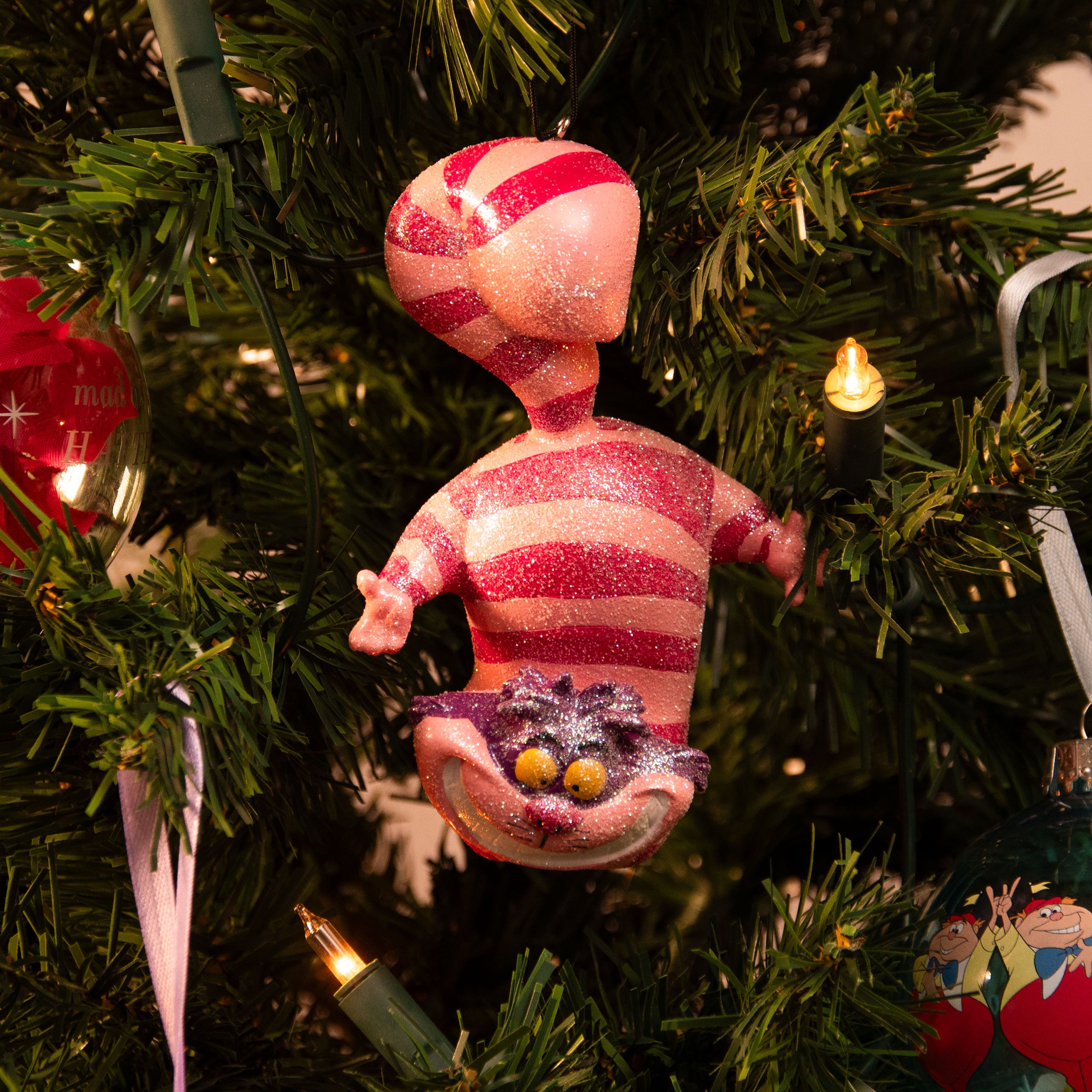 Productafbeelding Grijnskat Kerstboomversiering - Alice in Wonderland