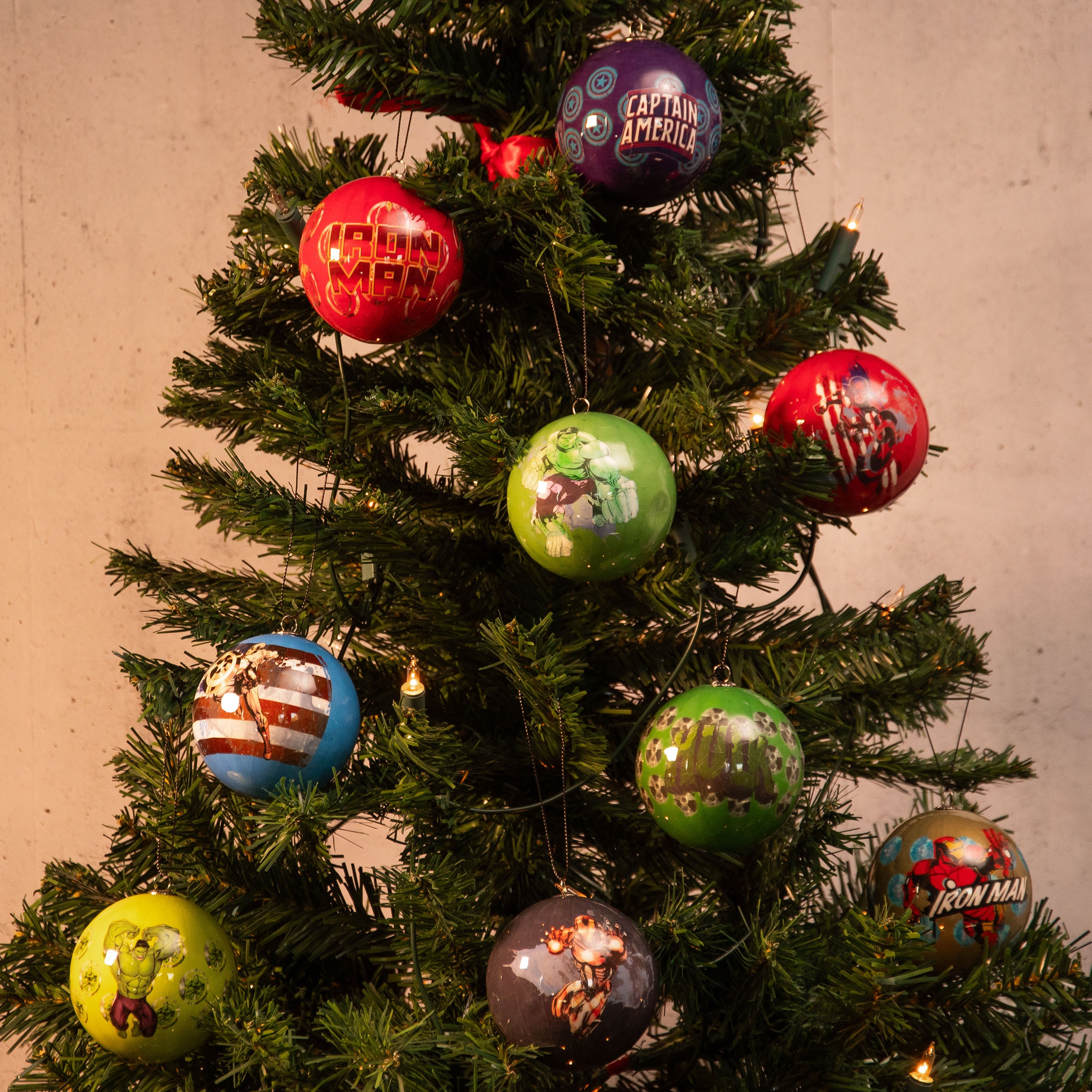 Productafbeelding Avengers - Heroes Kerstboom Ballen 9st