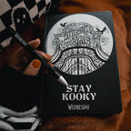 Productafbeelding Wednesday - Stay Kooky Notitieboek met Balpen