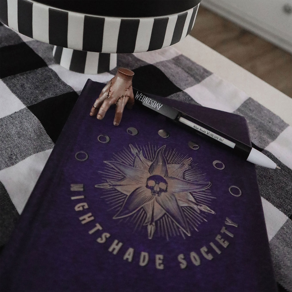 Productafbeelding Woensdag - Nightshade Society Notitieboek