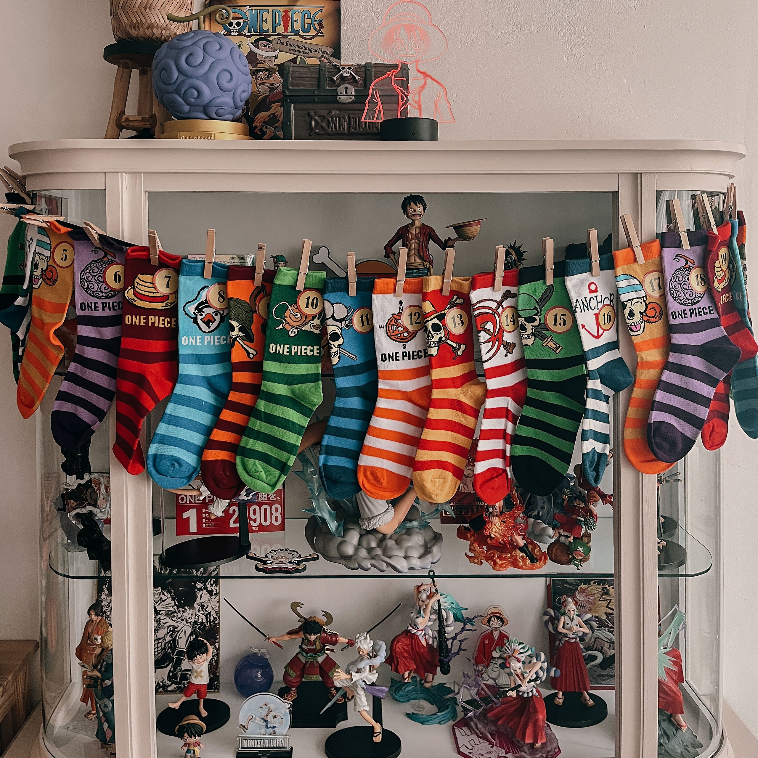 Productafbeelding One Piece Sokken Adventskalender om te vullen