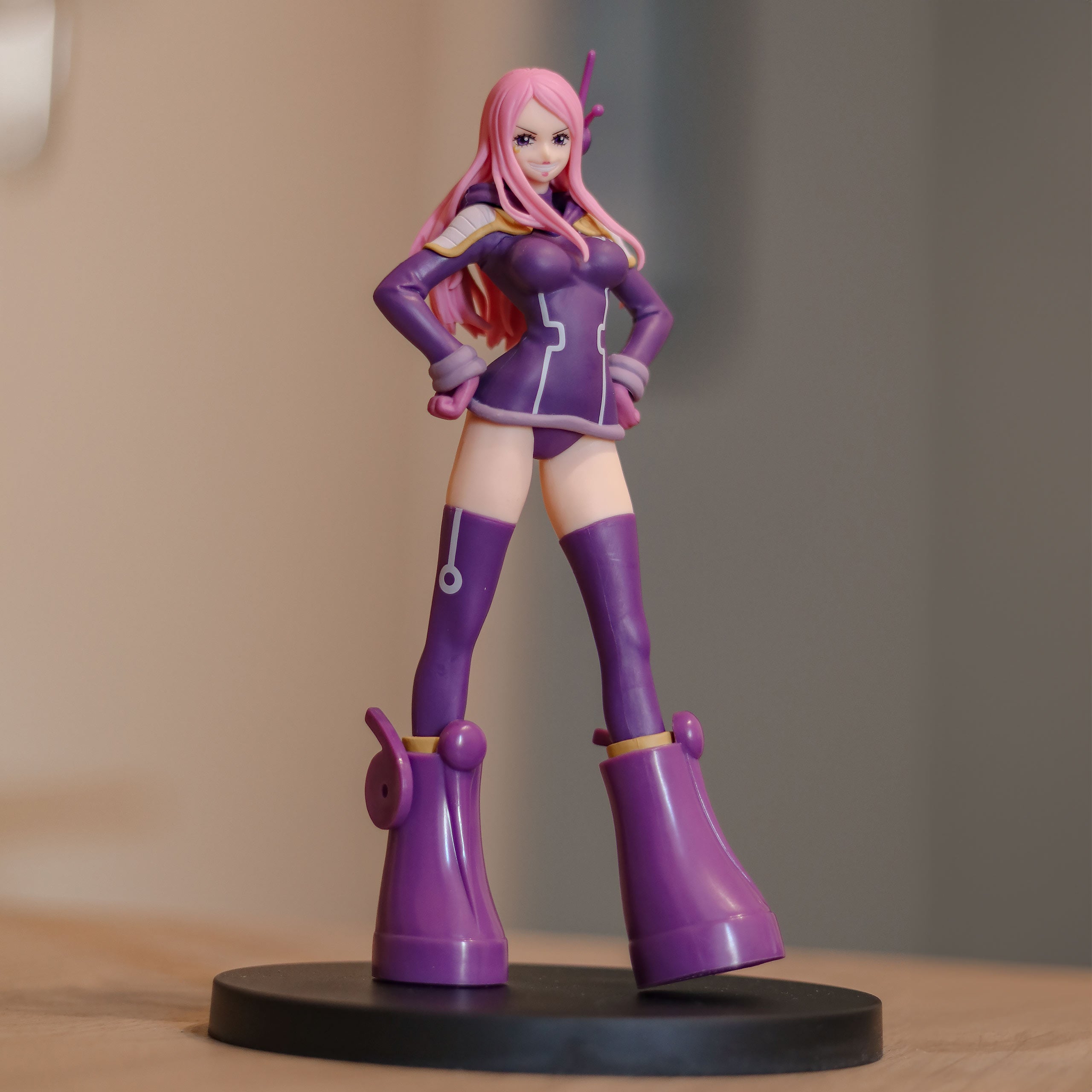 Productafbeelding One Piece - Jewelry Bonney DXF Egghead Figuur