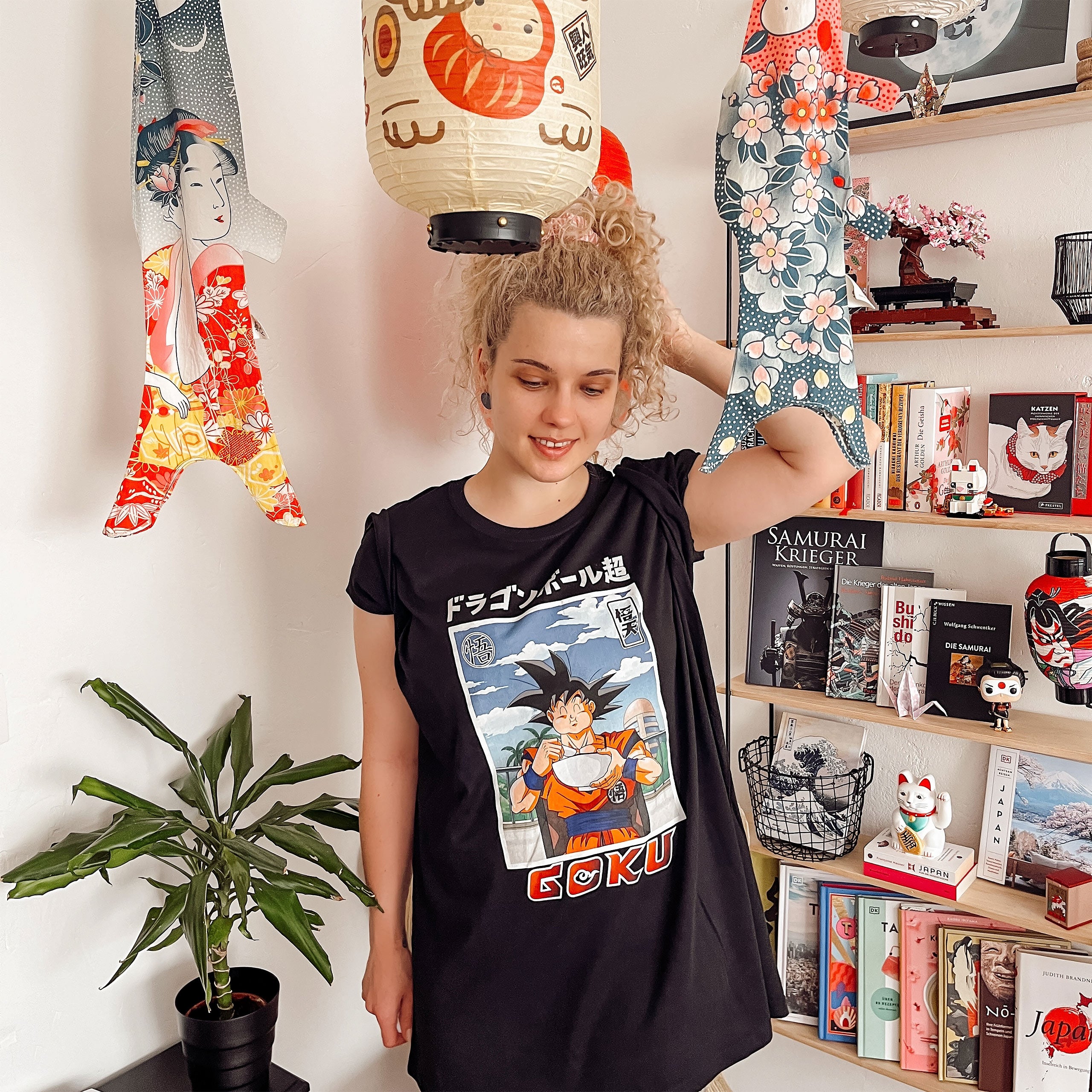 Productafbeelding Dragon Ball - Goku Eat T-Shirt Zwart